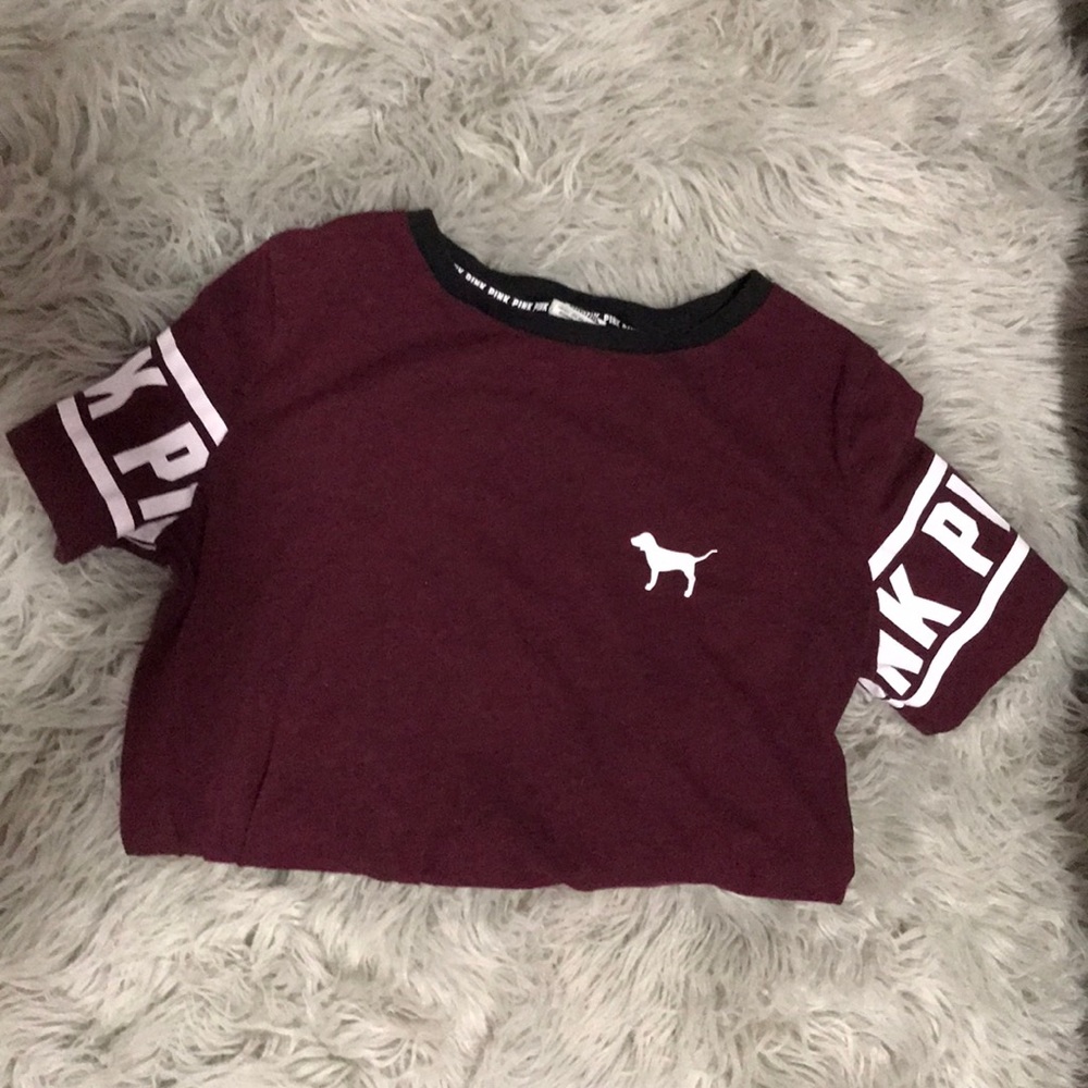 pink t-shirt